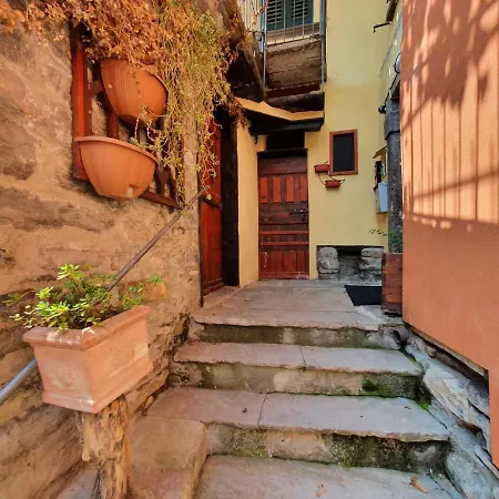 I Scalitt By Quokka 360 - Typical House In The Fishing Village * Carate Urio